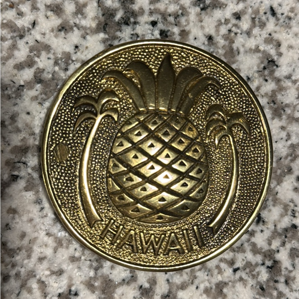 Brass Hawaii Pineapple belt buckle